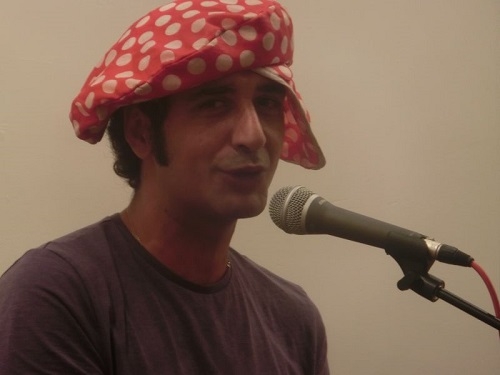 תמונת מופע: שעת סיפור עם השחקן שרלי דנינו - מרק דלעת