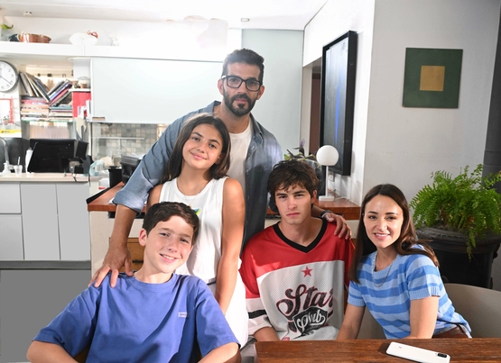 תמונת מופע: תראו אותי - חשיפה לסדרה חדשה 2026, פסטיבל כאן חינוכית